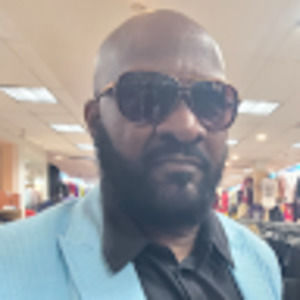 Meet your Posher, Moe